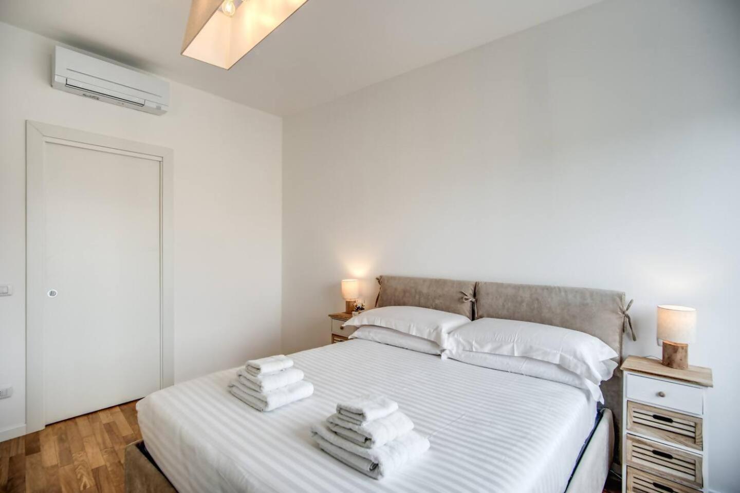 Naos Suite Close Popolo Square Róma Kültér fotó