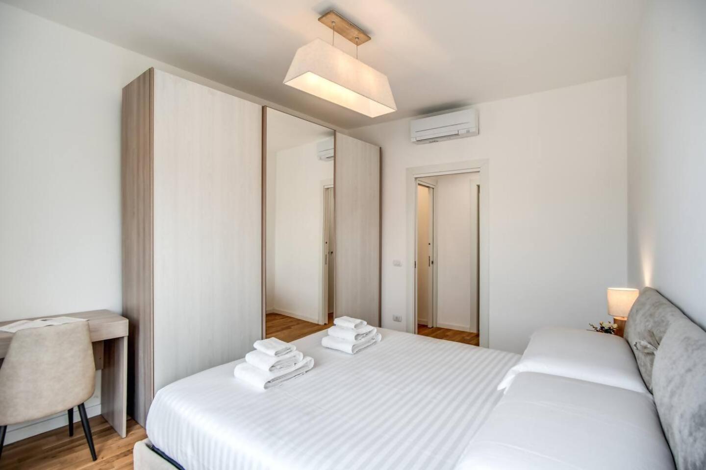 Naos Suite Close Popolo Square Róma Kültér fotó